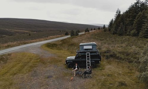 Land Rover Defender Camping